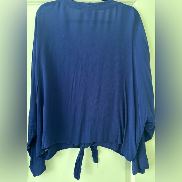 Express Shirt - Picture 4 of 5